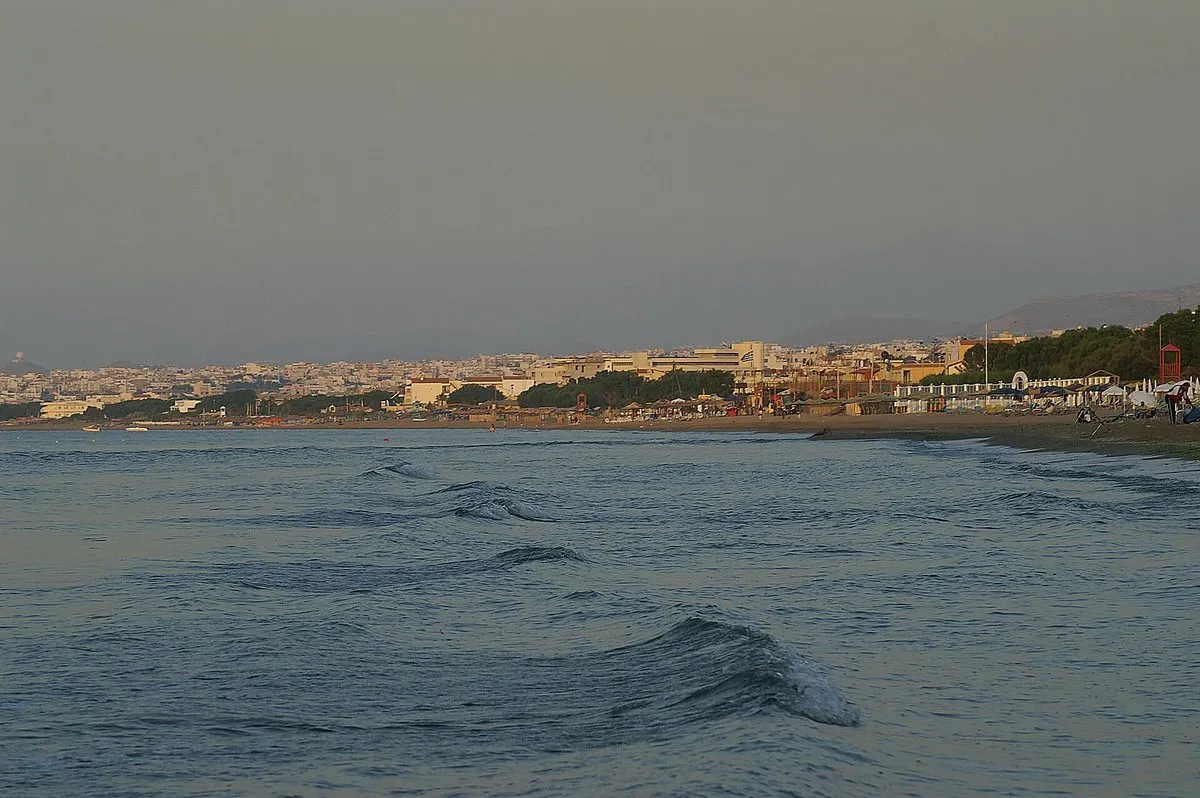The long straight sand of Ammoudara