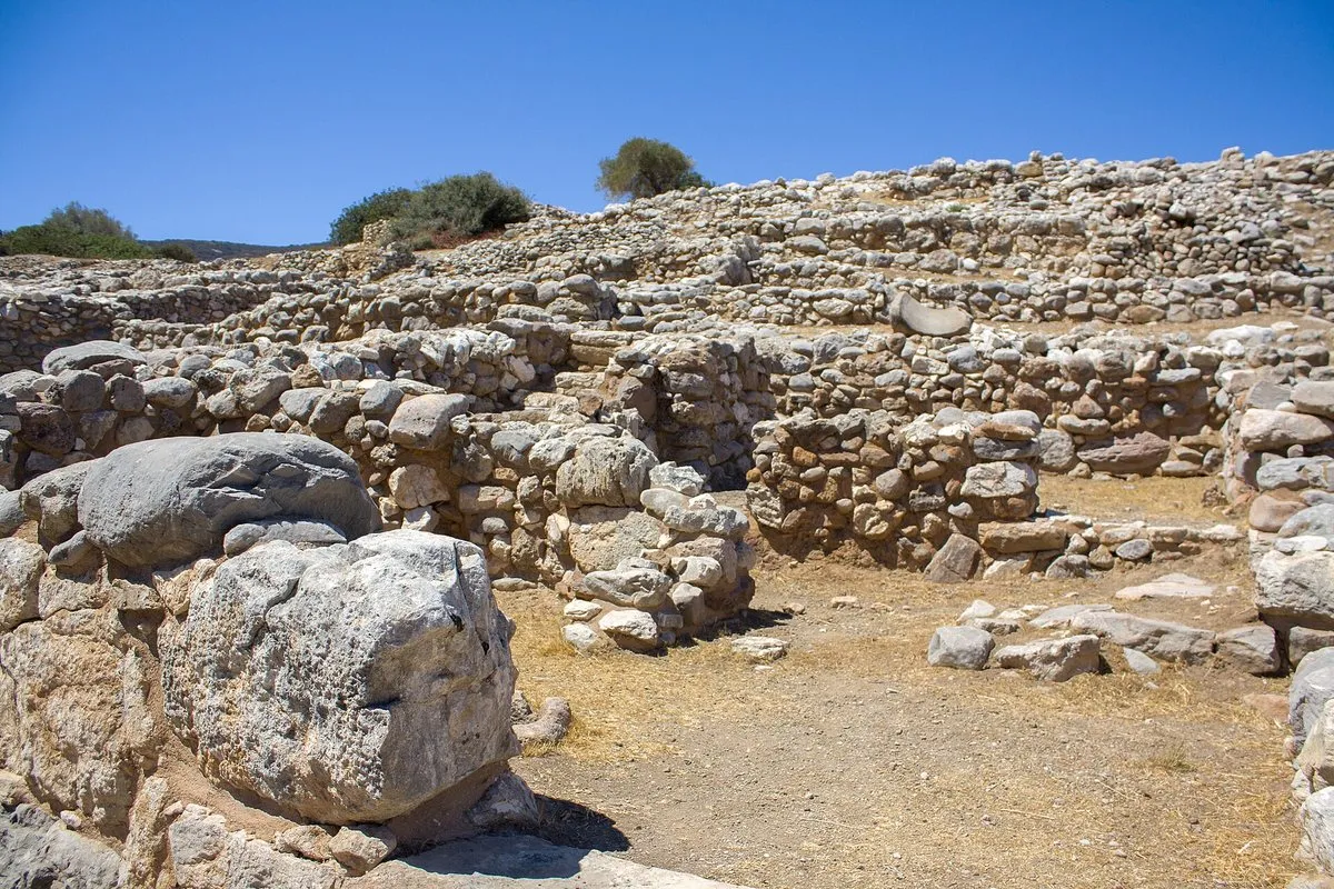 House walls of the Minoan town