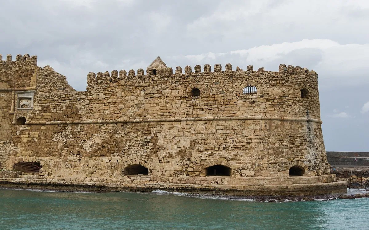 Die venezianische Festung Koules an der Einfahrt zum alten Hafen von Heraklion