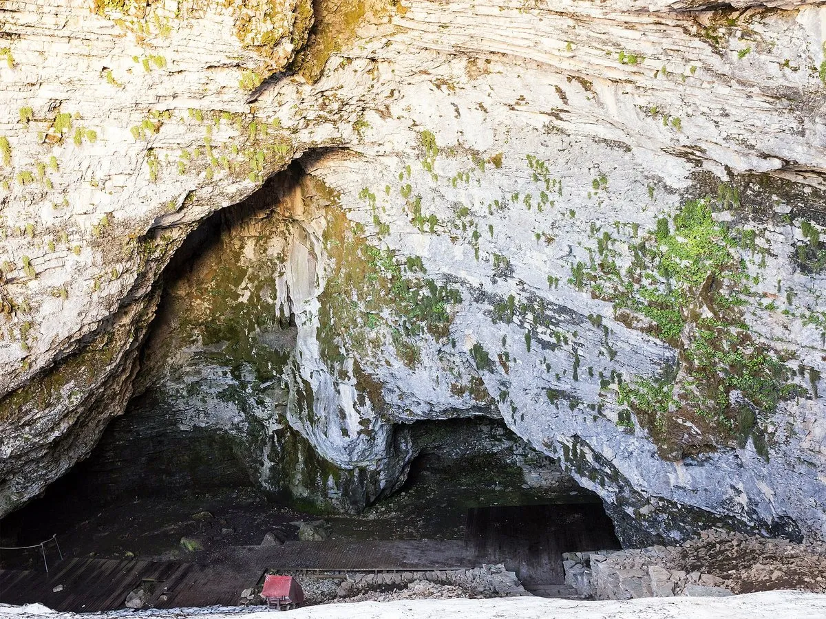 The entrance to the Idaean cave on the slope above Nida