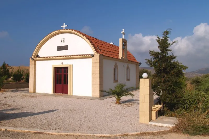 Die Kapelle der Agia Paraskevi am Höhleneingang